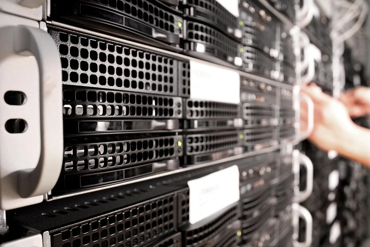 server, cloud, development, business, network, connection, technology, internet, web, database, analysis, application, colors, design, management, designer, developer, gray business, gray technology, gray clouds, gray network, gray internet, gray design, gray company, gray web, gray color, gray server, gray management, server, server, server, server, server, database, database. A recheck calendar and change log format for professional networks entries