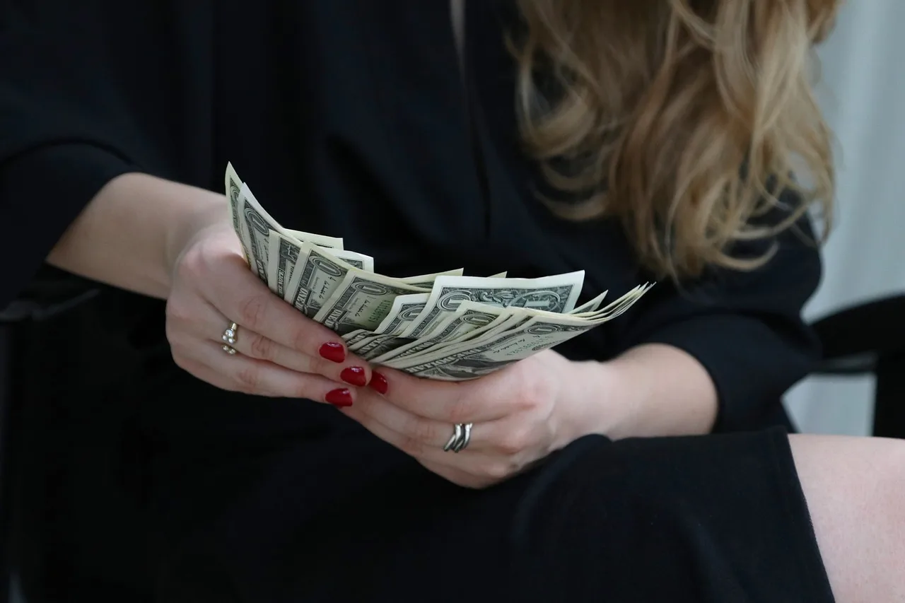banknotes, money, us-dollar, finance, currency, cash, paper money, dollar bill, banknote, rich, seem, business, dollar. How to Budget a Social Media Giveaway in Canada: Costs in CAD
